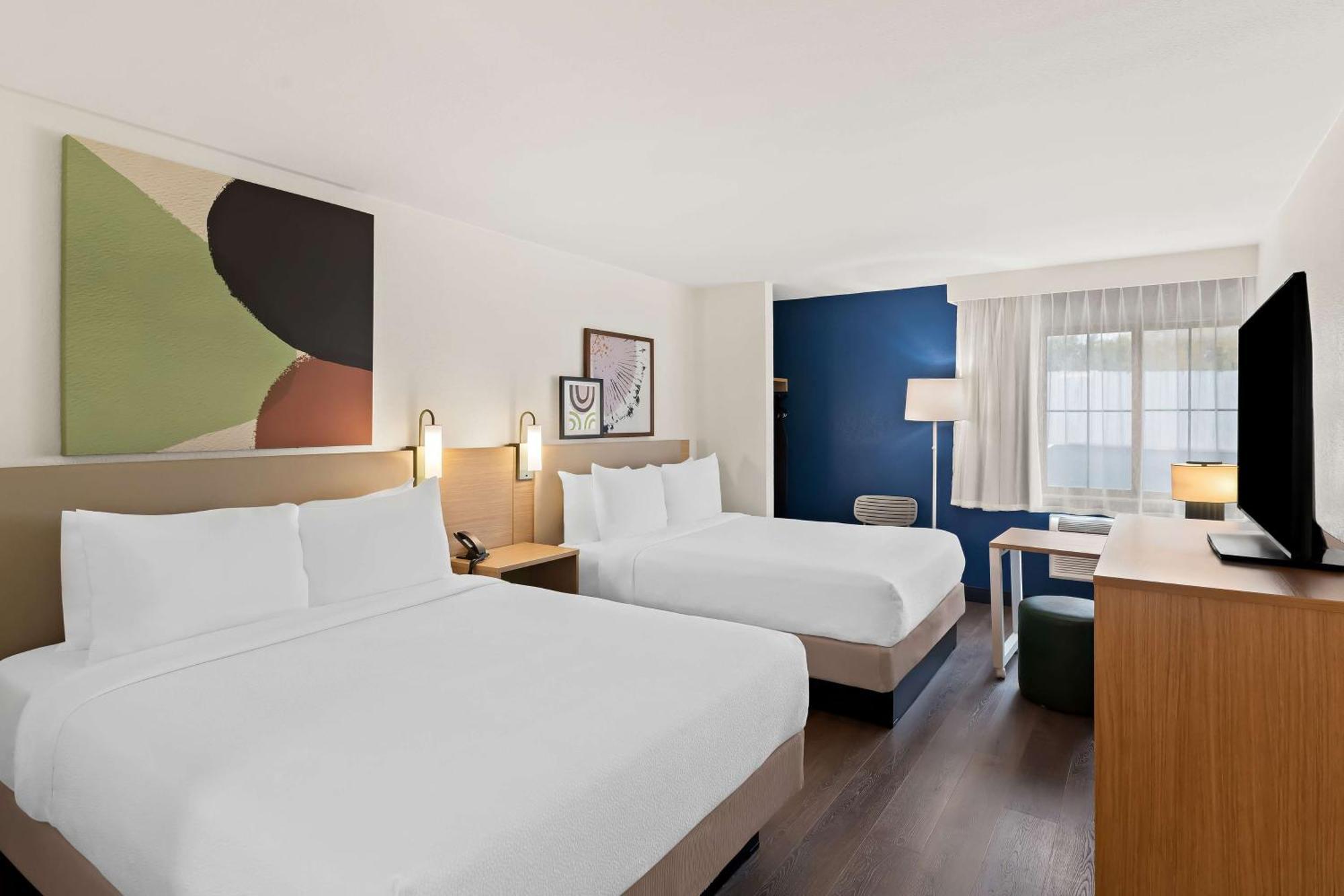 Spark By Hilton Wichita East Экстерьер фото