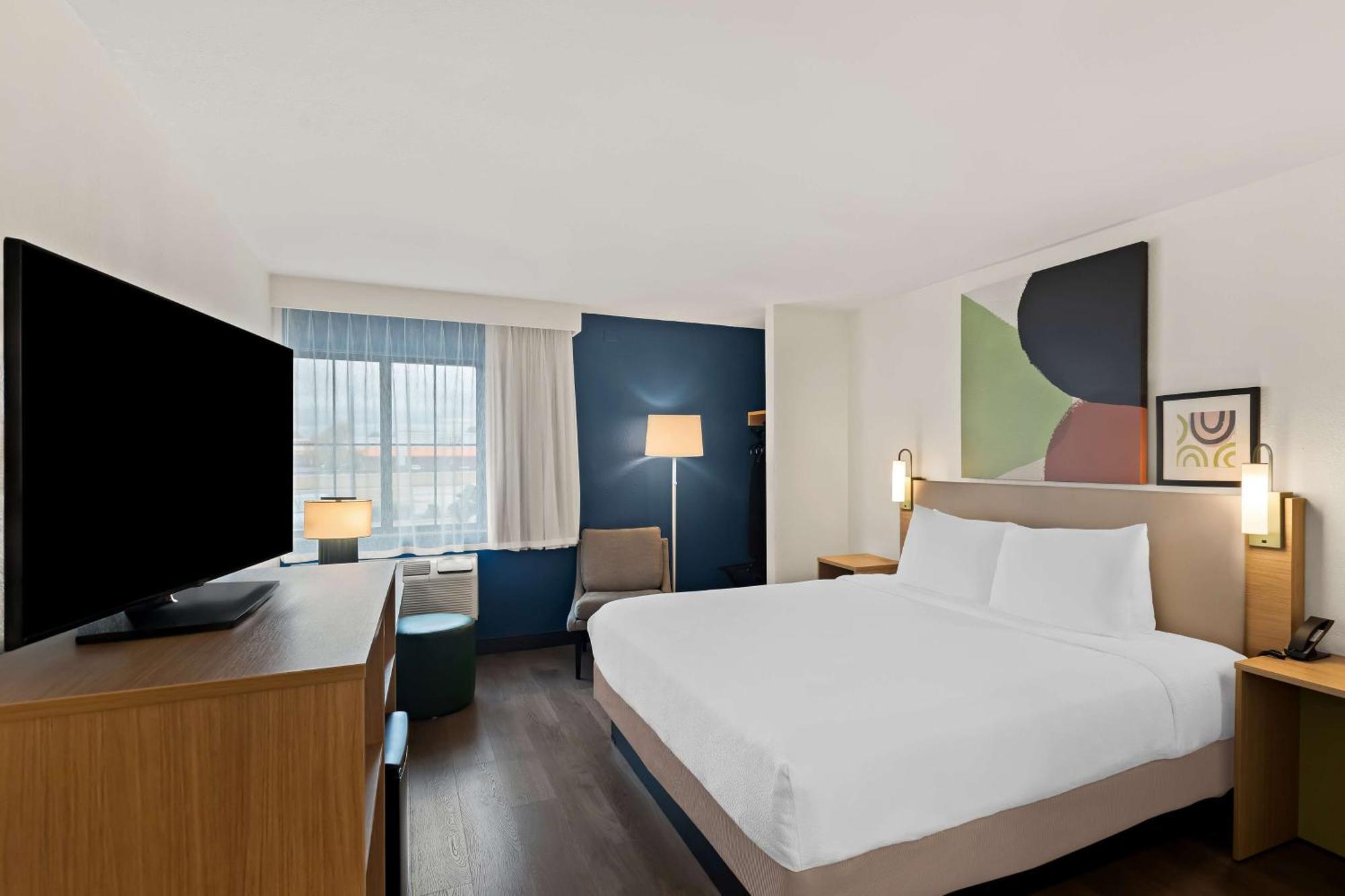 Spark By Hilton Wichita East Экстерьер фото